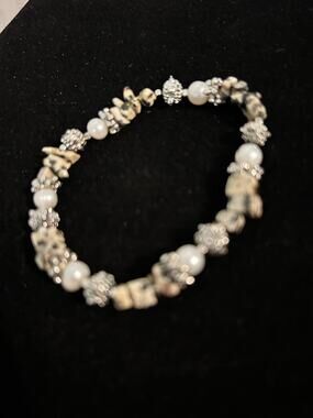 Pearl Dalmatian Bracelet Jasper Stretch Boho Silver Tone Beaded